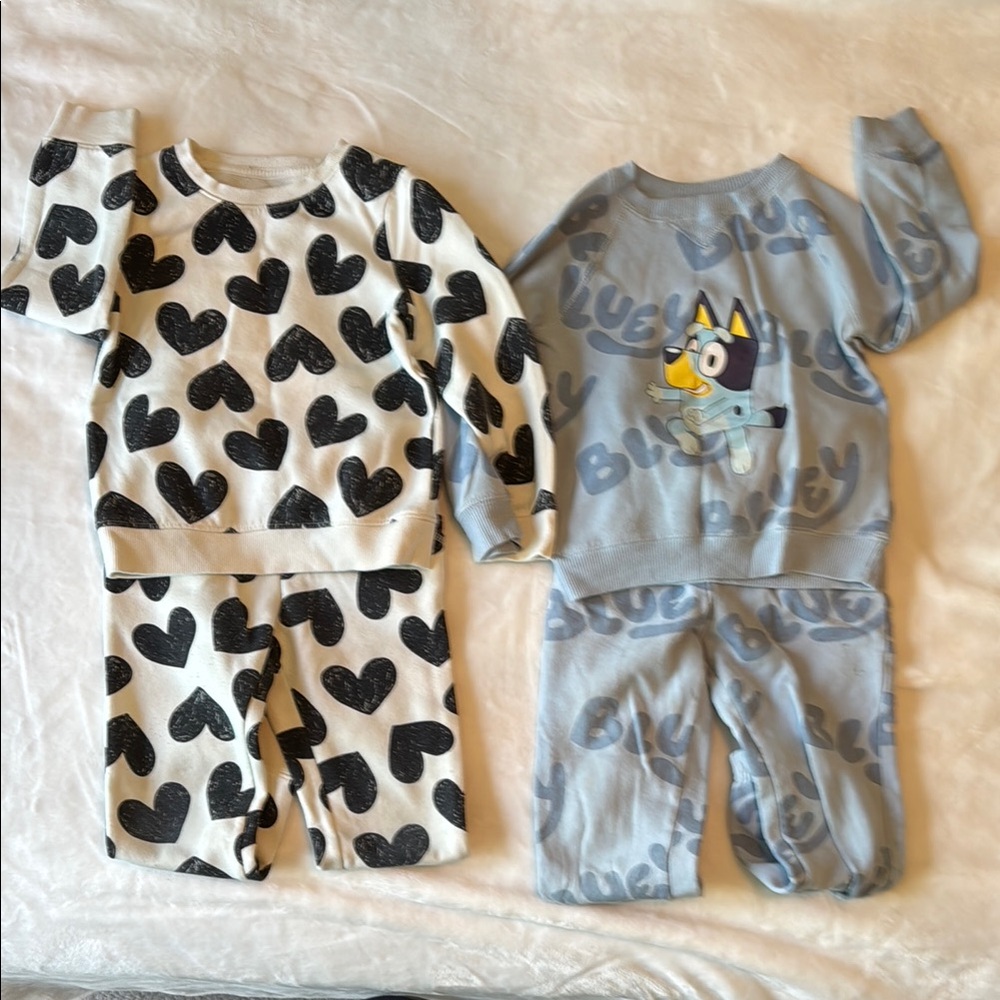 😍 Matching Toddler Sweatsuits 😍